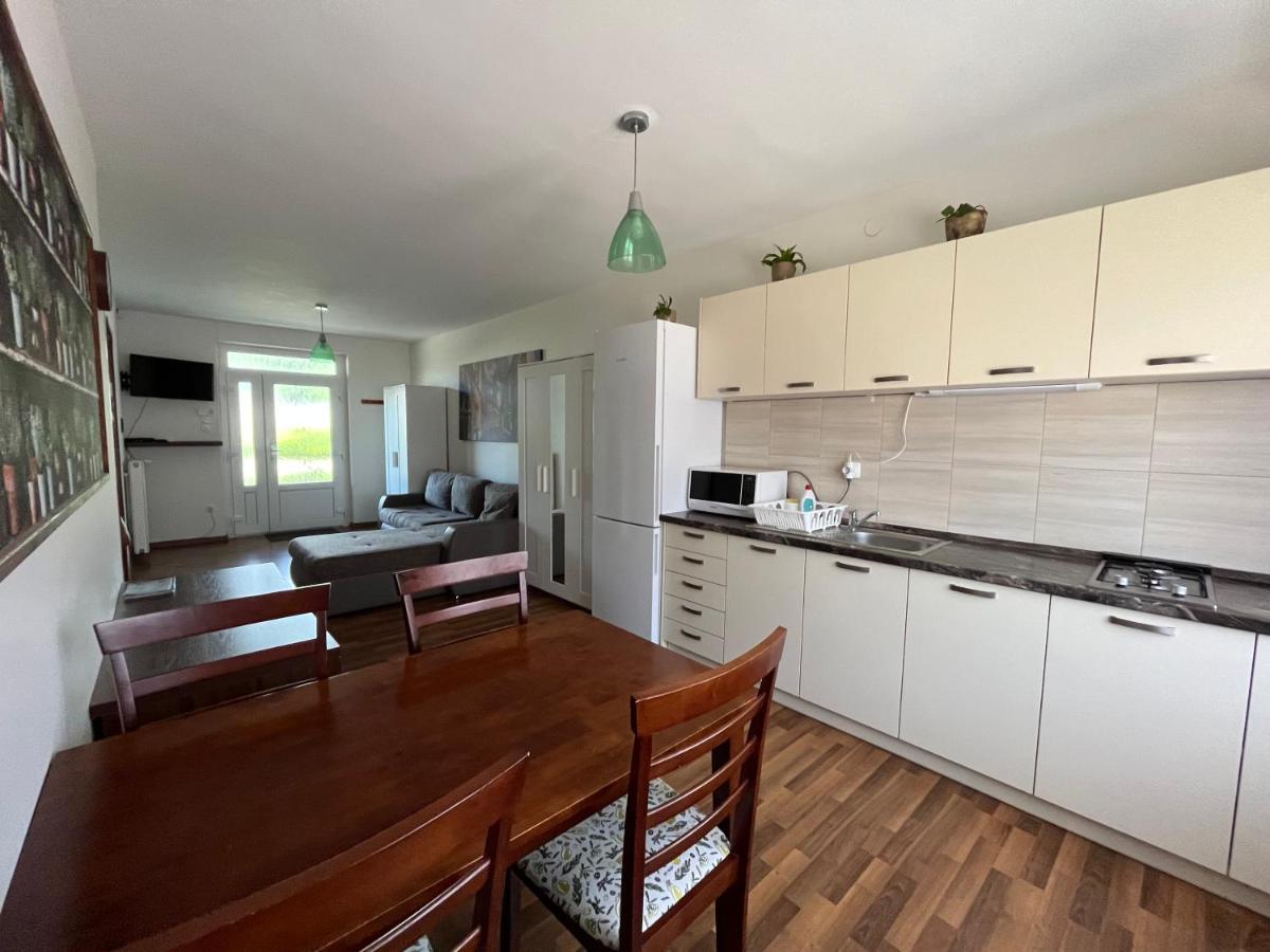 Petita Garden Apartman ชิโอฟก ภายนอก รูปภาพ